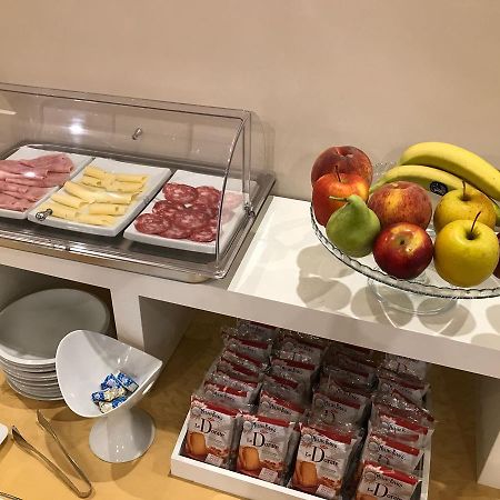 Hotel Bruman 카세르타 외부 사진