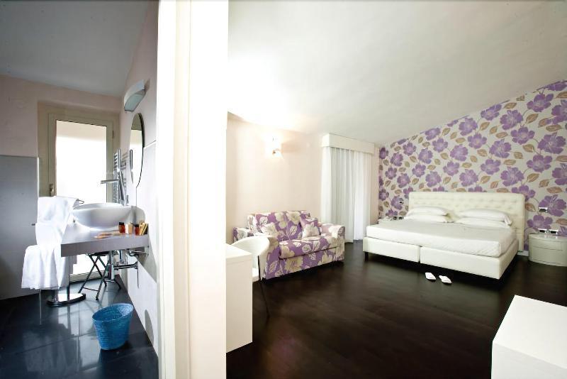 Hotel Bruman 카세르타 외부 사진