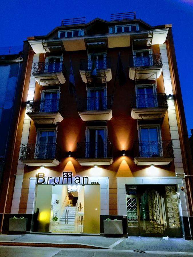 Hotel Bruman 카세르타 외부 사진