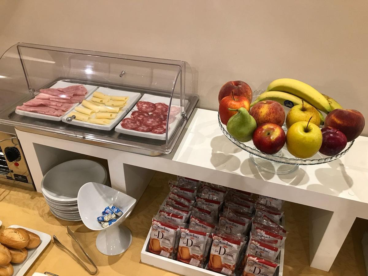 Hotel Bruman 카세르타 외부 사진